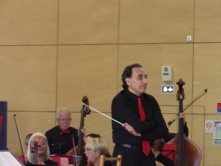 Chef d'orchestre de l'orchestre l'Ephémère Chef d'orchestre de l'orchestre l'Ephémère